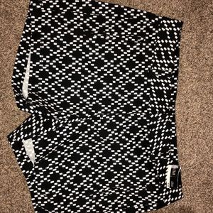 Black and white pattern shorts- brand new!
